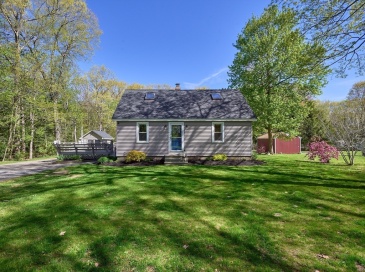 6 Maple Lane, Leicester, Massachusetts, 2 Bedrooms Bedrooms, 6 Rooms Rooms,1.5 BathroomsBathrooms,Residential,For Sale,Maple Lane,73517970 6 Maple Lane, Leicester, Massachusetts, 2 Bedrooms Bedrooms, 6 Rooms Rooms,1.5 BathroomsBathrooms,Residential,For Sale,Maple Lane,73517970