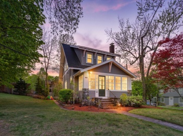 185 Franklin St, Stoneham, Massachusetts, 3 Bedrooms Bedrooms, 7 Rooms Rooms,1.5 BathroomsBathrooms,Residential,For Sale,Franklin St,73518177 185 Franklin St, Stoneham, Massachusetts, 3 Bedrooms Bedrooms, 7 Rooms Rooms,1.5 BathroomsBathrooms,Residential,For Sale,Franklin St,73518177