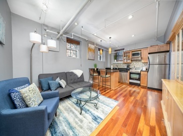 330 Dartmouth Street, Boston, Massachusetts, 1 Bedroom Bedrooms, 3 Rooms Rooms,1 BathroomBathrooms,Residential Lease,For Rent,Dartmouth Street,73540227