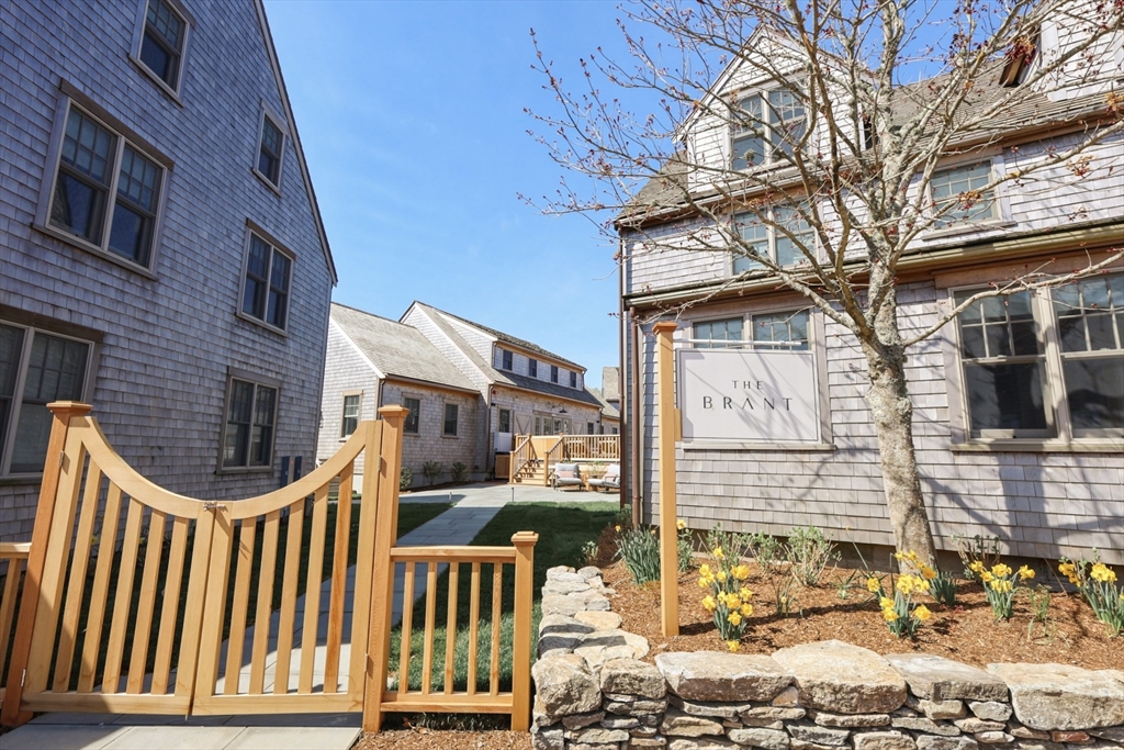 6 N. Beach St, Nantucket, Massachusetts, ,Commercial Sale,For Sale,N. Beach St,73540291