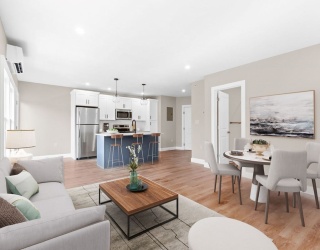 22 Station Street, Weymouth, Massachusetts, 1 Bedroom Bedrooms, 3 Rooms Rooms,1 BathroomBathrooms,Residential Lease,For Rent,Station Street,73540303