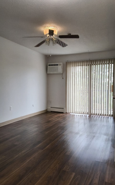 180 Fulton St, Fall River, Massachusetts, 1 Bedroom Bedrooms, 4 Rooms Rooms,1 BathroomBathrooms,Residential Lease,For Rent,Fulton St,73540324