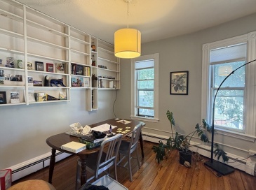 162 Hampshire, Cambridge, Massachusetts, 2 Bedrooms Bedrooms, 5 Rooms Rooms,1 BathroomBathrooms,Residential Lease,For Rent,Hampshire,73540264
