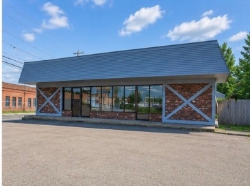 112 Ducharme Ave, Chicopee, Massachusetts, ,Commercial Lease,For Rent,Ducharme Ave,73540456