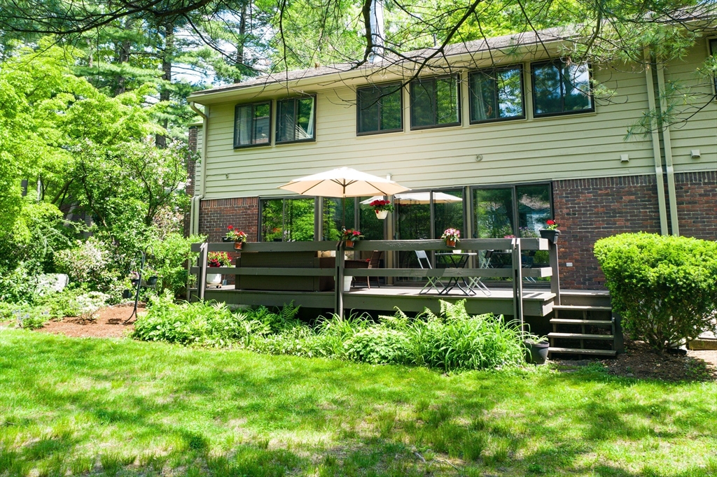 559 Great Elm Way, Acton, Massachusetts, 3 Bedrooms Bedrooms, 7 Rooms Rooms,2.5 BathroomsBathrooms,Residential Lease,For Rent,Great Elm Way,73540464