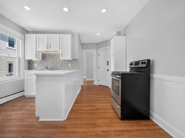 43 Mill St, Quincy, Massachusetts, 1 Bedroom Bedrooms, 5 Rooms Rooms,1 BathroomBathrooms,Residential Lease,For Rent,Mill St,73540482