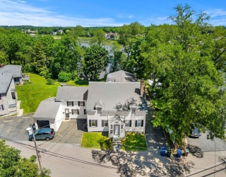 39 Needham Rd, Danvers, Massachusetts, 6 Bedrooms Bedrooms, 14 Rooms Rooms,4.5 BathroomsBathrooms,Residential Income,For Sale,Needham Rd,73540673