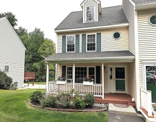 109 South Riverview St, Haverhill, Massachusetts, 3 Bedrooms Bedrooms, 6 Rooms Rooms,1.5 BathroomsBathrooms,Residential,For Sale,South Riverview St,73525299