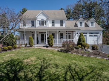 31 Hunt Dr, Stoughton, Massachusetts, 5 Bedrooms Bedrooms, 11 Rooms Rooms,3.5 BathroomsBathrooms,Residential,For Sale,Hunt Dr,73505096 31 Hunt Dr, Stoughton, Massachusetts, 5 Bedrooms Bedrooms, 11 Rooms Rooms,3.5 BathroomsBathrooms,Residential,For Sale,Hunt Dr,73505096