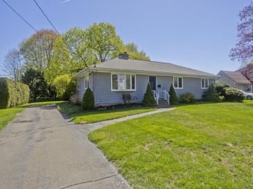 54 Sterling Rd., Holyoke, Massachusetts, 3 Bedrooms Bedrooms, 6 Rooms Rooms,2 BathroomsBathrooms,Residential,For Sale,Sterling Rd.,73509047 54 Sterling Rd., Holyoke, Massachusetts, 3 Bedrooms Bedrooms, 6 Rooms Rooms,2 BathroomsBathrooms,Residential,For Sale,Sterling Rd.,73509047