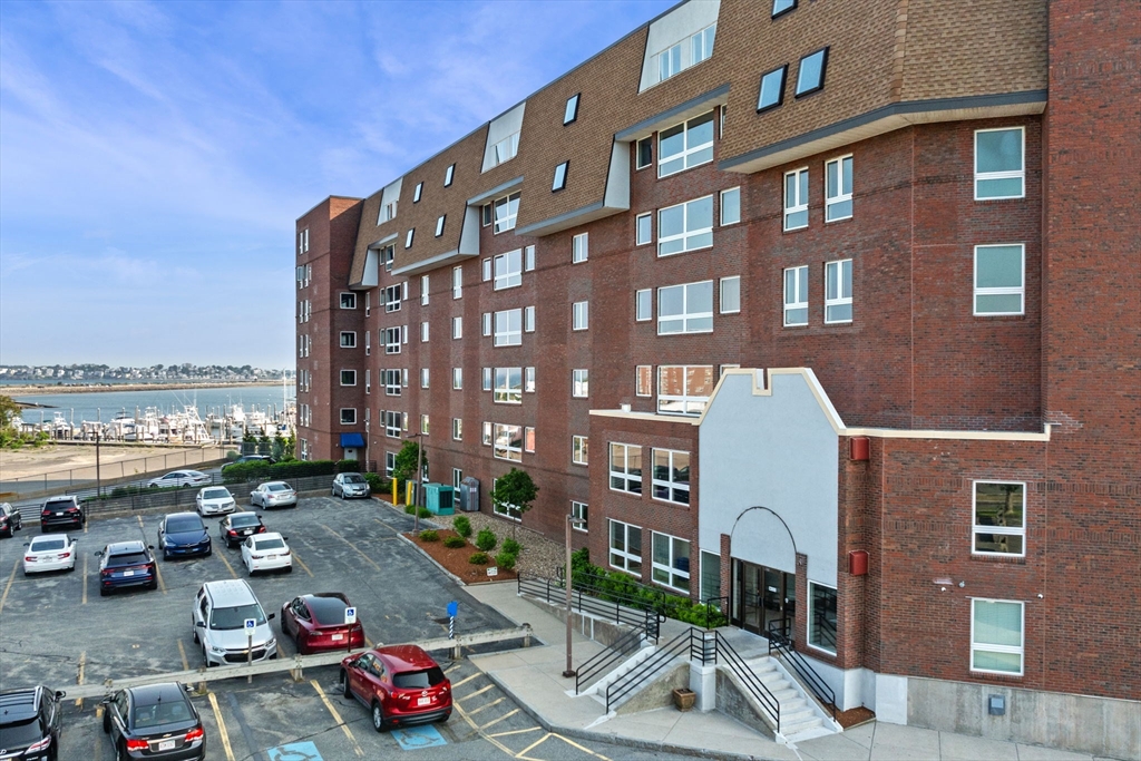 150 Lynnway, Lynn, Massachusetts, 2 Bedrooms Bedrooms, 5 Rooms Rooms,2 BathroomsBathrooms,Residential,For Sale,Lynnway,73501490