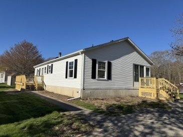 15 Bluebird Dr, Tiverton, Rhode Island, 2 Bedrooms Bedrooms, 4 Rooms Rooms,2 BathroomsBathrooms,Residential,For Sale,Bluebird Dr,73493608