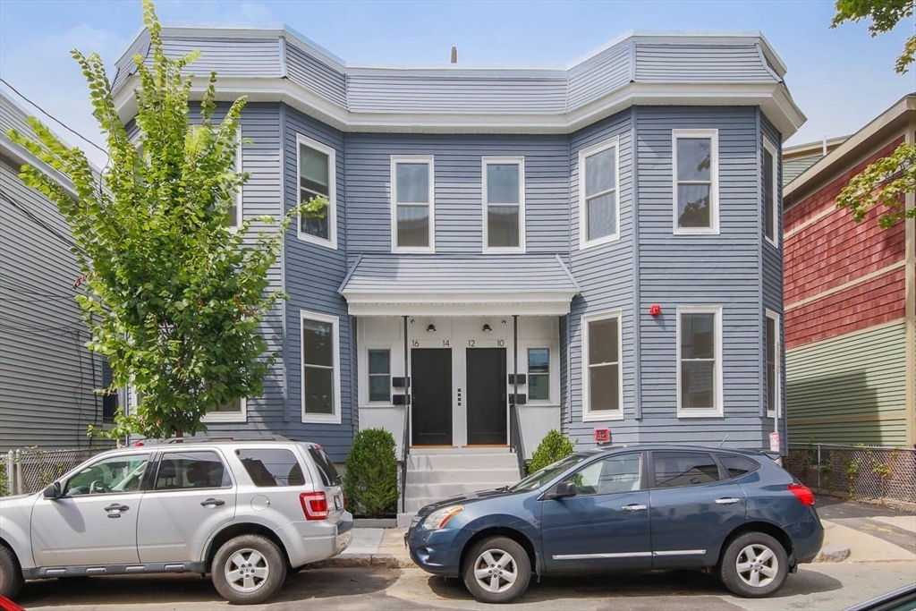 10 Portsmouth, Cambridge, Massachusetts, 4 Bedrooms Bedrooms, 6 Rooms Rooms,2 BathroomsBathrooms,Residential Lease,For Rent,Portsmouth,73530305