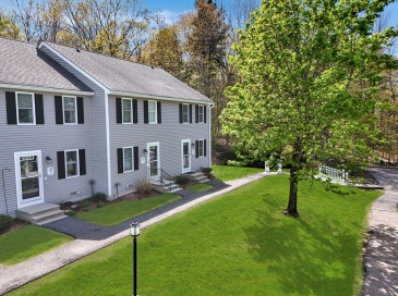 120 Olde Colonial Dr, Gardner, Massachusetts, 2 Bedrooms Bedrooms, 5 Rooms Rooms,1.5 BathroomsBathrooms,Residential,For Sale,Olde Colonial Dr,73518907
