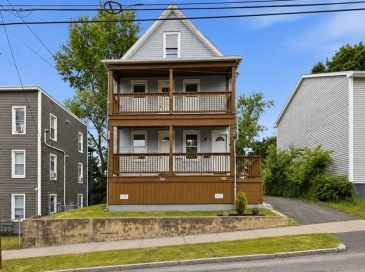 1386-1388 Worcester St, Springfield, Massachusetts, 4 Bedrooms Bedrooms, 10 Rooms Rooms,2 BathroomsBathrooms,Residential Income,For Sale,Worcester St,73540866