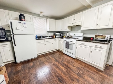 123 Willow Street, Cambridge, Massachusetts, 3 Bedrooms Bedrooms, 5 Rooms Rooms,1 BathroomBathrooms,Residential Lease,For Rent,Willow Street,73540474 123 Willow Street, Cambridge, Massachusetts, 3 Bedrooms Bedrooms, 5 Rooms Rooms,1 BathroomBathrooms,Residential Lease,For Rent,Willow Street,73540474