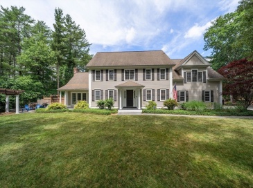 103 Wapping Rd, Kingston, Massachusetts, 5 Bedrooms Bedrooms, 10 Rooms Rooms,4.5 BathroomsBathrooms,Residential,For Sale,Wapping Rd,73540653 103 Wapping Rd, Kingston, Massachusetts, 5 Bedrooms Bedrooms, 10 Rooms Rooms,4.5 BathroomsBathrooms,Residential,For Sale,Wapping Rd,73540653