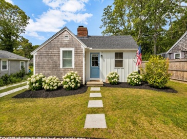 25 Lake Rd E, Yarmouth, Massachusetts, 2 Bedrooms Bedrooms, 4 Rooms Rooms,1 BathroomBathrooms,Residential,For Sale,Lake Rd E,73540881 25 Lake Rd E, Yarmouth, Massachusetts, 2 Bedrooms Bedrooms, 4 Rooms Rooms,1 BathroomBathrooms,Residential,For Sale,Lake Rd E,73540881
