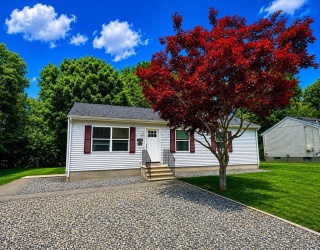 155 Fitch Rd, Clinton, Massachusetts, 3 Bedrooms Bedrooms, 5 Rooms Rooms,2 BathroomsBathrooms,Residential,For Sale,Fitch Rd,73535334
