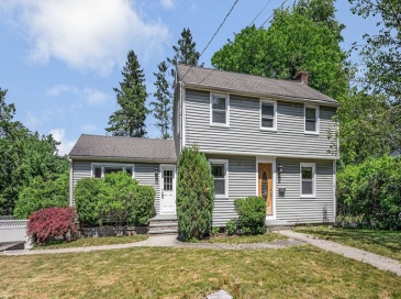 157 Russell Street, Peabody, Massachusetts, 3 Bedrooms Bedrooms, 7 Rooms Rooms,1.5 BathroomsBathrooms,Residential,For Sale,Russell Street,73540894