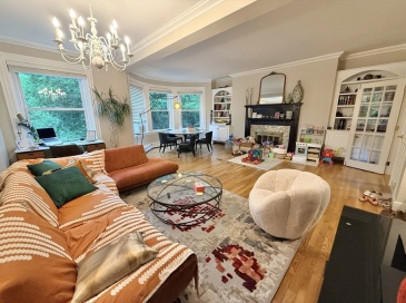 1083 Beacon St, Brookline, Massachusetts, 2 Bedrooms Bedrooms, 4 Rooms Rooms,1.5 BathroomsBathrooms,Residential Lease,For Rent,Beacon St,73540572 1083 Beacon St, Brookline, Massachusetts, 2 Bedrooms Bedrooms, 4 Rooms Rooms,1.5 BathroomsBathrooms,Residential Lease,For Rent,Beacon St,73540572