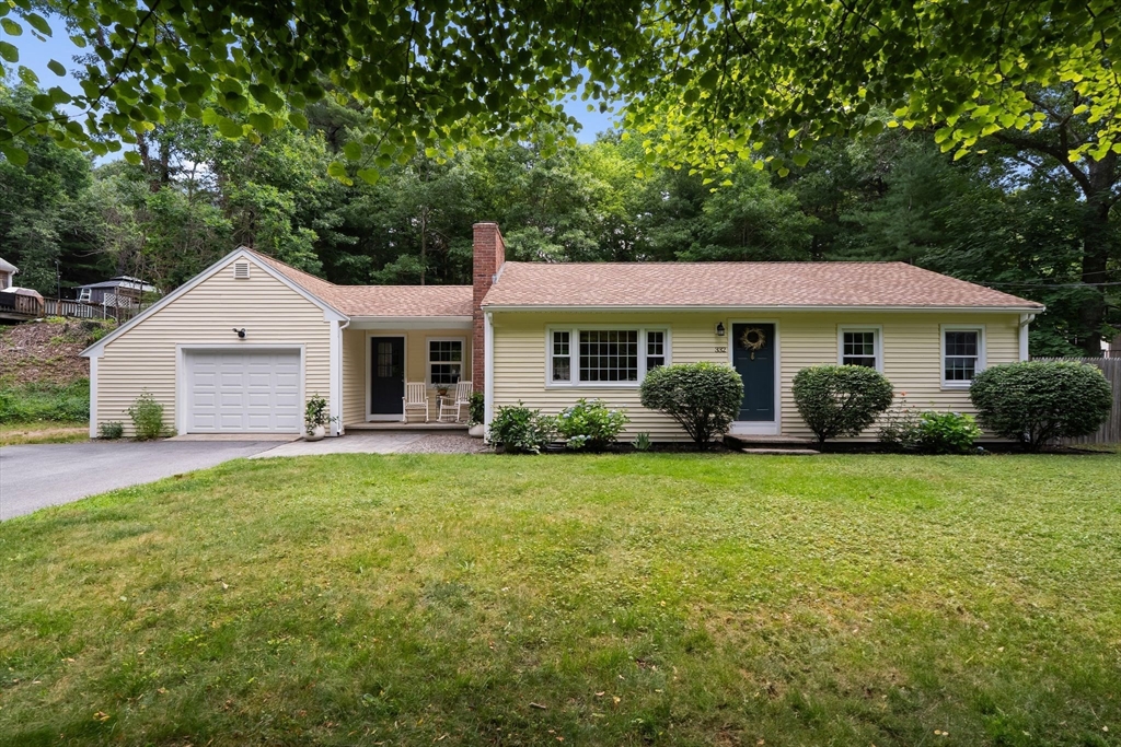 332 Grove St, Marshfield, Massachusetts, 3 Bedrooms Bedrooms, 5 Rooms Rooms,1 BathroomBathrooms,Residential,For Sale,Grove St,73540710
