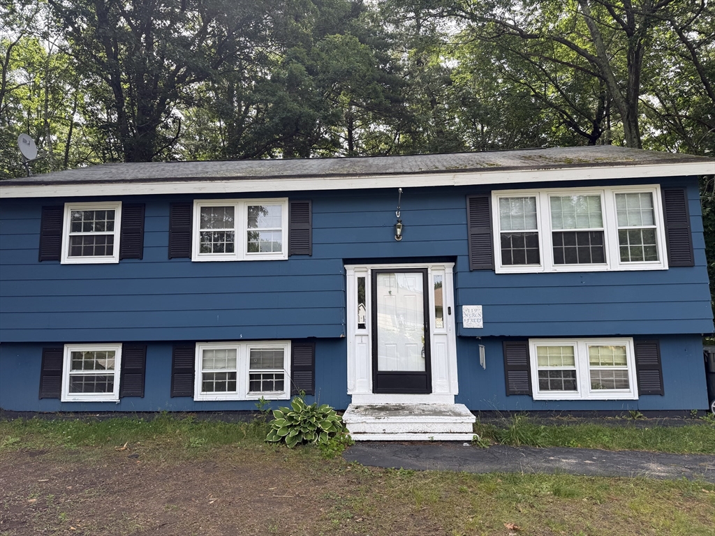 119 Myron St, Dracut, Massachusetts, 4 Bedrooms Bedrooms, 7 Rooms Rooms,1 BathroomBathrooms,Residential,For Sale,Myron St,73540734