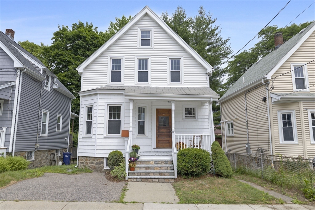 12 Converse St, Boston, Massachusetts, 3 Bedrooms Bedrooms, 6 Rooms Rooms,2 BathroomsBathrooms,Residential,For Sale,Converse St,73540752