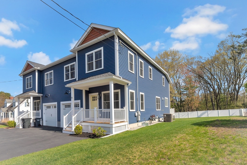 9 Plum St, Chelmsford, Massachusetts, 4 Bedrooms Bedrooms, 11 Rooms Rooms,5.5 BathroomsBathrooms,Residential,For Sale,Plum St,73540367