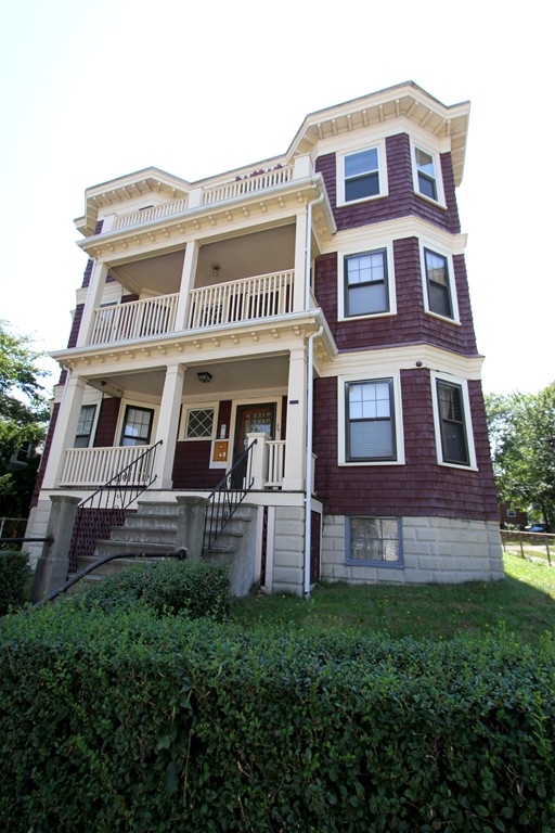 475 Ashmont, Boston, Massachusetts, 3 Bedrooms Bedrooms, 6 Rooms Rooms,1 BathroomBathrooms,Residential Lease,For Rent,Ashmont,73540944