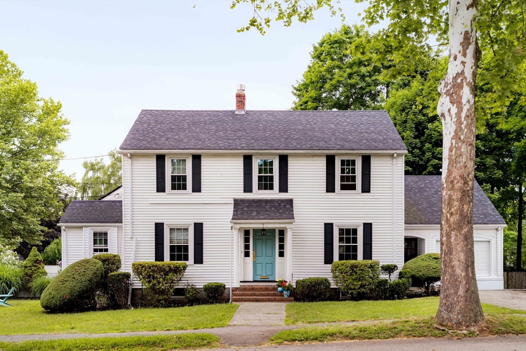 7 St. Mary's Rd., Milton, Massachusetts, 3 Bedrooms Bedrooms, 7 Rooms Rooms,1.5 BathroomsBathrooms,Residential,For Sale,St. Mary's Rd.,73540243