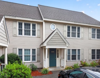 396 Boston Rd, Billerica, Massachusetts, 2 Bedrooms Bedrooms, 5 Rooms Rooms,1 BathroomBathrooms,Residential,For Sale,Boston Rd,73540780