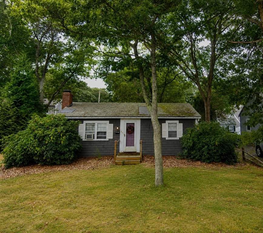 57 Oak St, Falmouth, Massachusetts, 2 Bedrooms Bedrooms, 4 Rooms Rooms,1 BathroomBathrooms,Residential,For Sale,Oak St,73540273