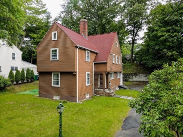 39 Holman Rd, Newton, Massachusetts, 5 Bedrooms Bedrooms, 9 Rooms Rooms,2.5 BathroomsBathrooms,Residential,For Sale,Holman Rd,73540949 39 Holman Rd, Newton, Massachusetts, 5 Bedrooms Bedrooms, 9 Rooms Rooms,2.5 BathroomsBathrooms,Residential,For Sale,Holman Rd,73540949