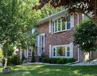 37 Lantern Ln., Sharon, Massachusetts, 3 Bedrooms Bedrooms, 9 Rooms Rooms,2 BathroomsBathrooms,Residential,For Sale,Lantern Ln.,73540751