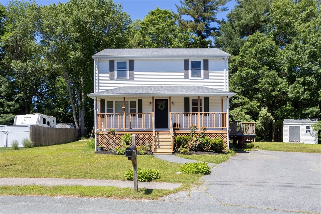 16 Marie Dr, Middleboro, Massachusetts, 3 Bedrooms Bedrooms, 6 Rooms Rooms,1.5 BathroomsBathrooms,Residential,For Sale,Marie Dr,73540421