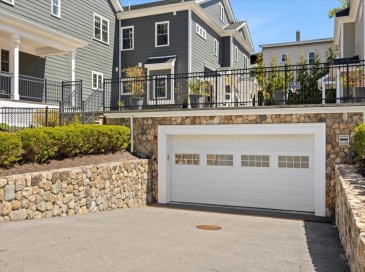 16-26 Dalby St, Newton, Massachusetts, 4 Bedrooms Bedrooms, 8 Rooms Rooms,3.5 BathroomsBathrooms,Residential,For Sale,Dalby St,73540798