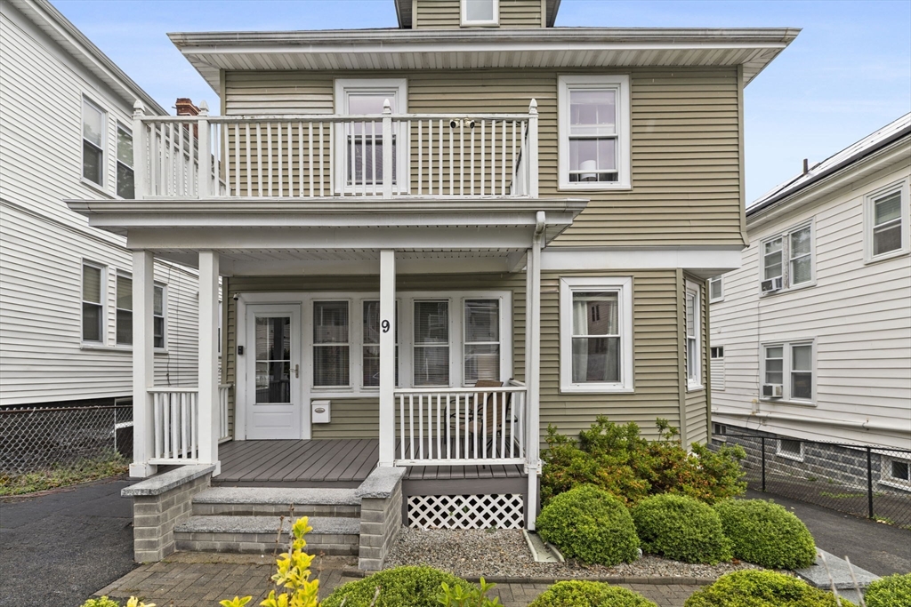 9 Westmore Rd, Boston, Massachusetts, 5 Bedrooms Bedrooms, 8 Rooms Rooms,2.5 BathroomsBathrooms,Residential,For Sale,Westmore Rd,73540544