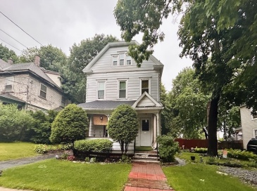 20 Curtis Ter, Pittsfield, Massachusetts, 3 Bedrooms Bedrooms, 8 Rooms Rooms,2 BathroomsBathrooms,Residential,For Sale,Curtis Ter,73540567