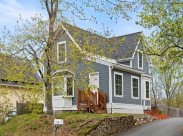 229 Highland St, Hamilton, Massachusetts, 2 Bedrooms Bedrooms, 5 Rooms Rooms,1.5 BathroomsBathrooms,Residential,For Sale,Highland St,73540537