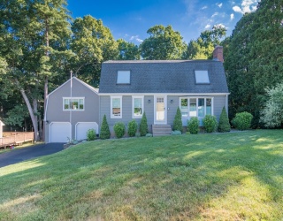 7 Stuart Pl, Westfield, Massachusetts, 3 Bedrooms Bedrooms, 6 Rooms Rooms,2.5 BathroomsBathrooms,Residential,For Sale,Stuart Pl,73541018