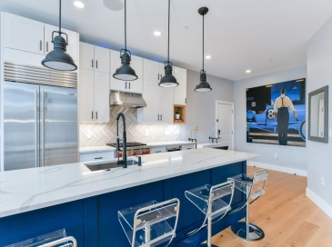 170 W Broadway, Boston, Massachusetts, 2 Bedrooms Bedrooms, 4 Rooms Rooms,2 BathroomsBathrooms,Residential Lease,For Rent,W Broadway,73541023 170 W Broadway, Boston, Massachusetts, 2 Bedrooms Bedrooms, 4 Rooms Rooms,2 BathroomsBathrooms,Residential Lease,For Rent,W Broadway,73541023
