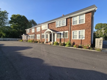 288 Pleasant St, Stoughton, Massachusetts, 2 Bedrooms Bedrooms, 5 Rooms Rooms,1 BathroomBathrooms,Residential Lease,For Rent,Pleasant St,73541028 288 Pleasant St, Stoughton, Massachusetts, 2 Bedrooms Bedrooms, 5 Rooms Rooms,1 BathroomBathrooms,Residential Lease,For Rent,Pleasant St,73541028