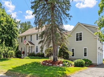 32 Osgood Rd, Sterling, Massachusetts, 3 Bedrooms Bedrooms, 11 Rooms Rooms,2 BathroomsBathrooms,Residential,For Sale,Osgood Rd,73540616