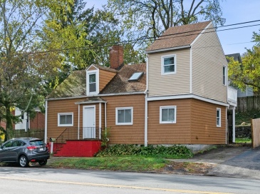 145 Boston St, Salem, Massachusetts, 3 Bedrooms Bedrooms, 6 Rooms Rooms,2 BathroomsBathrooms,Residential,For Sale,Boston St,73541071