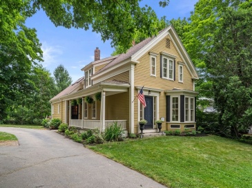 31 Broadway, Hanover, Massachusetts, 5 Bedrooms Bedrooms, 11 Rooms Rooms,2.5 BathroomsBathrooms,Residential,For Sale,Broadway,73541070