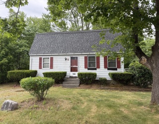 8 Peloquin Dr, Easthampton, Massachusetts, 2 Bedrooms Bedrooms, 5 Rooms Rooms,2 BathroomsBathrooms,Residential,For Sale,Peloquin Dr,73540623