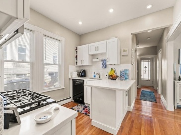 155 Spruce St., Watertown, Massachusetts, 2 Bedrooms Bedrooms, 5 Rooms Rooms,1 BathroomBathrooms,Residential Lease,For Rent,Spruce St.,73540626 155 Spruce St., Watertown, Massachusetts, 2 Bedrooms Bedrooms, 5 Rooms Rooms,1 BathroomBathrooms,Residential Lease,For Rent,Spruce St.,73540626