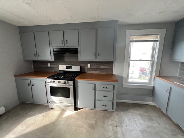 67 Flint Street, Fall River, Massachusetts, 2 Bedrooms Bedrooms, 5 Rooms Rooms,1 BathroomBathrooms,Residential Lease,For Rent,Flint Street,73540849