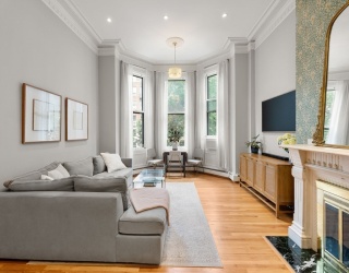277 Beacon St, Boston, Massachusetts, 2 Bedrooms Bedrooms, 4 Rooms Rooms,2 BathroomsBathrooms,Residential,For Sale,Beacon St,73541079